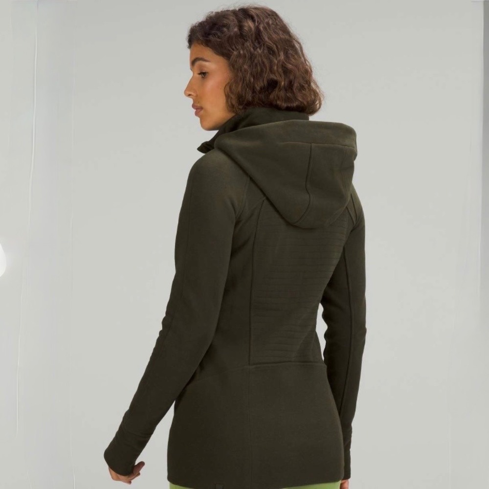 Lululemon Hooded‎ Radiant Jacket W3EVGS Dark Olive 8 Cotton Fleece Fitted Comfy